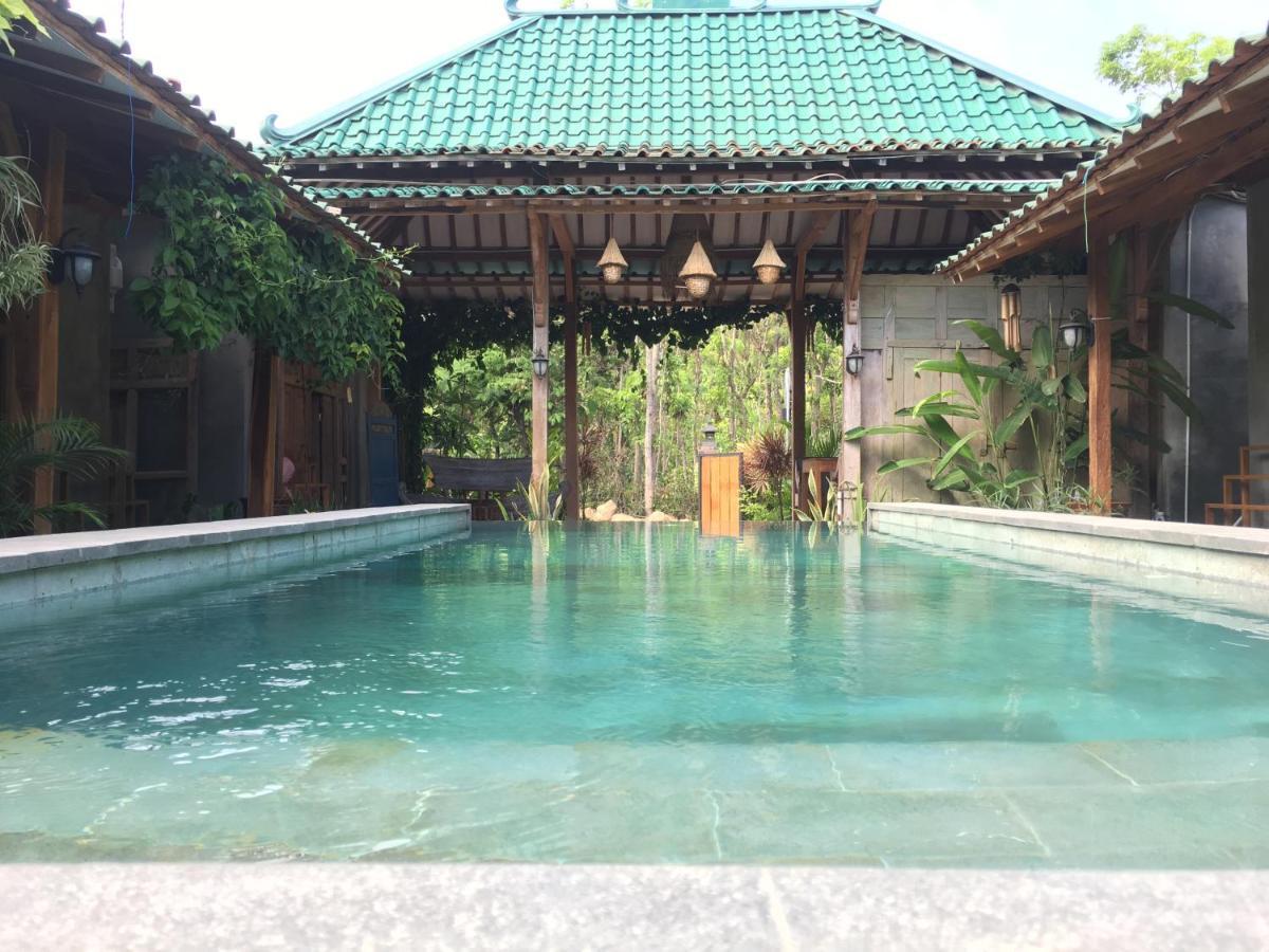 Watukarung Ristu Homestay Kalak Bagian luar foto