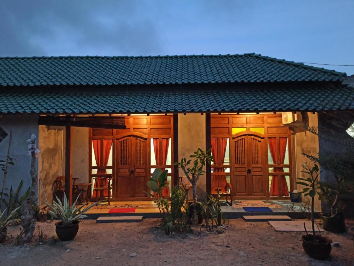 Watukarung Ristu Homestay Kalak Bagian luar foto