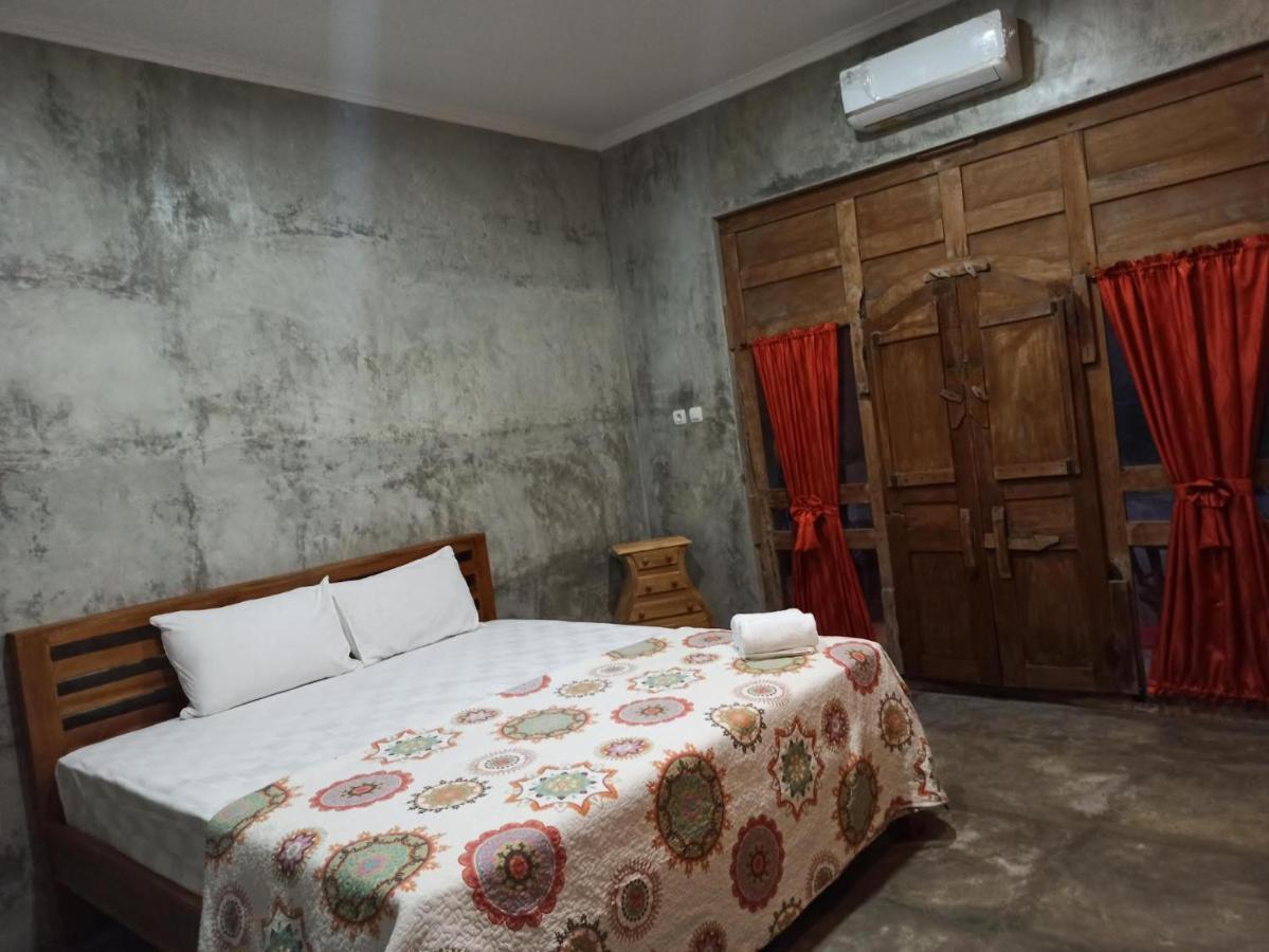 Watukarung Ristu Homestay Kalak Bagian luar foto