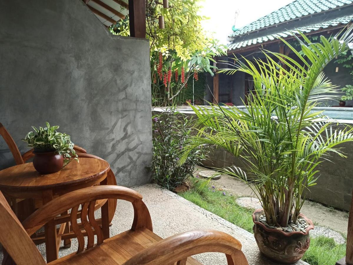 Watukarung Ristu Homestay Kalak Bagian luar foto